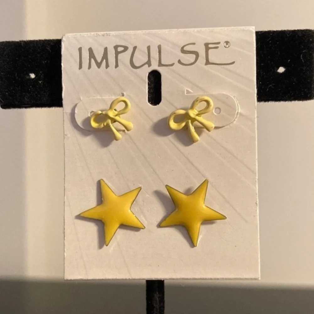 Impulse Kids Yellow Star and Bow Earrings